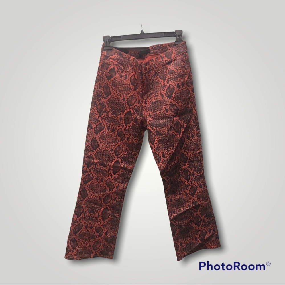 NWT J Brand  Selena Snake print slimming jeans sz 29🐍🐍